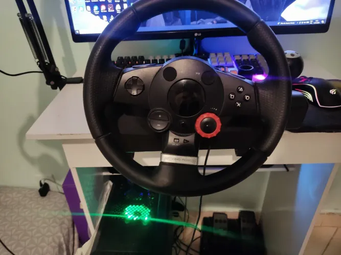 Volante driving force GT