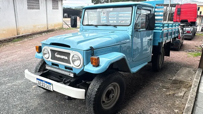 Toyota Band.Picape Chassi Curto Diesel 1981