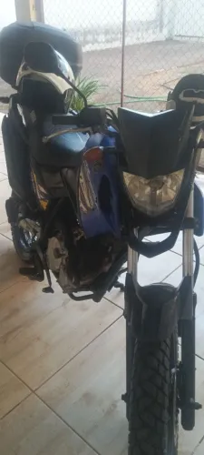 Crosser