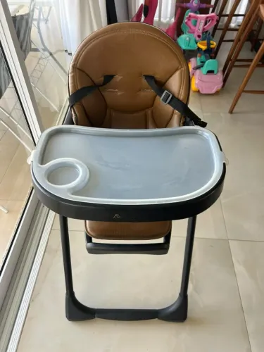 Cadeira alimentação bebê