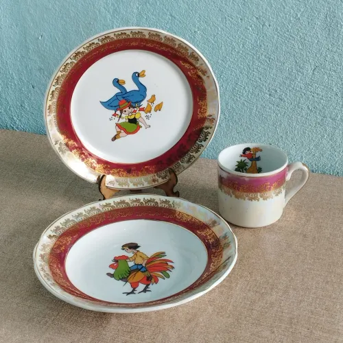 Jogo infantil de porcelana 