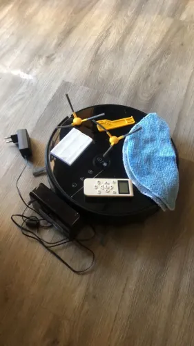 Robô aspirador e passa pano KaBuM