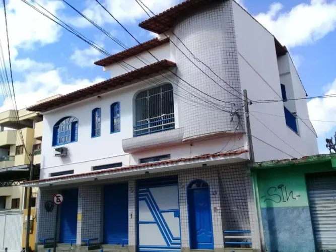 Casa à venda em Cariacica-ES, Campo Grande: 4 quartos, 1 suíte, 2 salas, 3 banheiros, 4 va