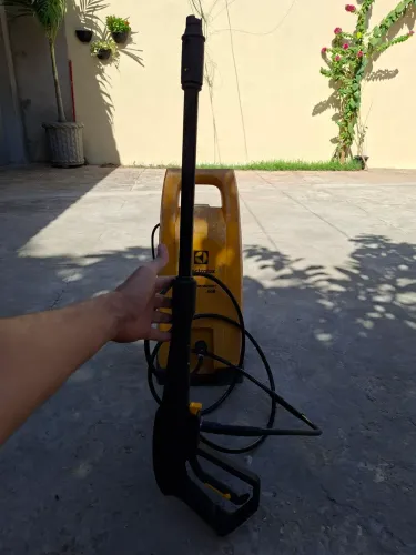 LAVADORA DE ALTA PRESSÃO