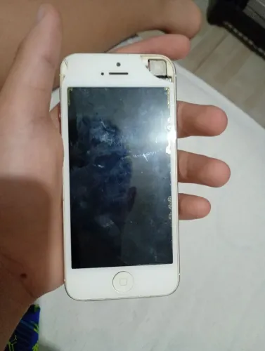 iPhone xs usado quebrado 