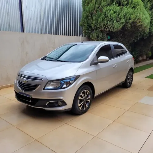 Chevrolet Onix Hatch LTZ 1.4 8V Flex Power Mec. 4P 2013