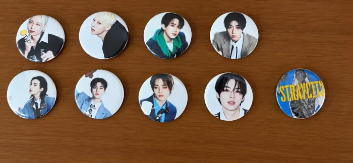 Bottons personalizados do Stray kids