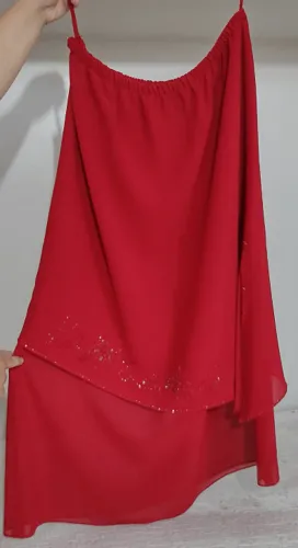 Conjunto Vermelho Com Aplicações