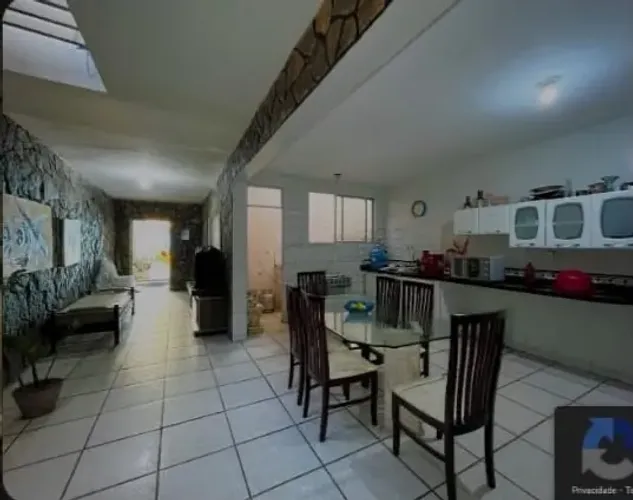 Casa a venda