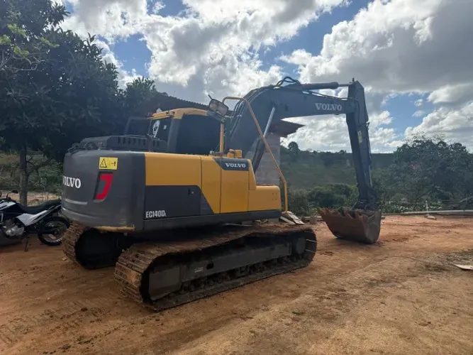 Escavadeira Hidraulica VOLVO EC140