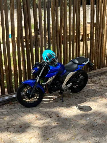 FZ25 2019