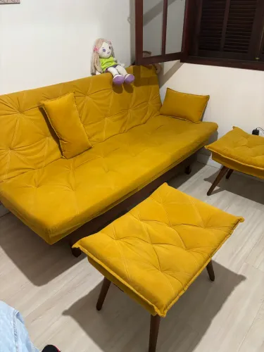 Sofá-Cama 3 Lugares em Excelente Estado