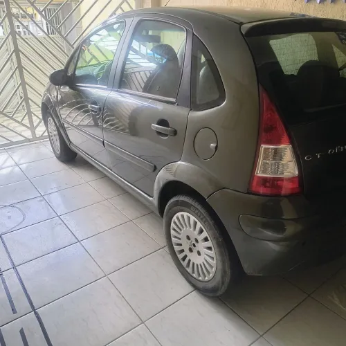 Citroen C3 GLX 1.4/ GLX Sonora 1.4 Flex 8V 5P 2011