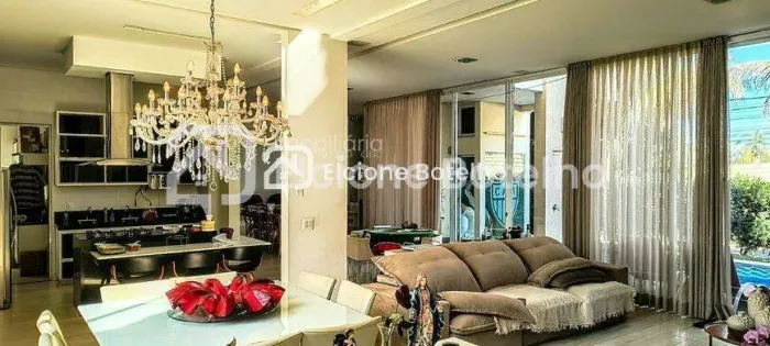 Casa de Condomínio para venda em Nova Uberlândia  495 m²
