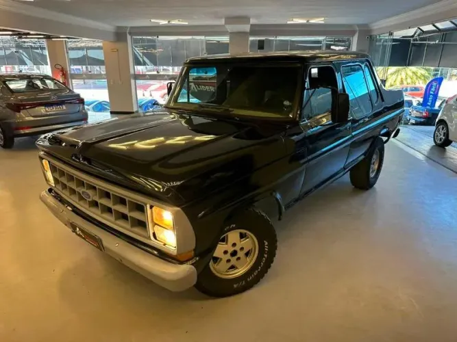 Ford F-1000 S. S. Diesel / S.s. Diesel Turbo 1990