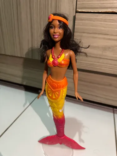 *VENDO BARBIE EM VIDA DE SEREIA 2 - EMBAIXADORAS*