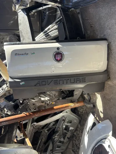 M Tampa De Mala Fiat Strada