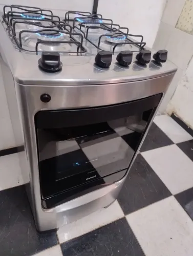 Fogão Consul inox 4 bocas.