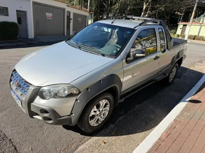 Fiat Strada Adventure 1.8/ 1.8 Locker Flex CE 2010