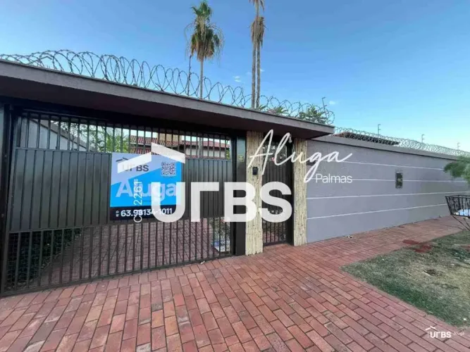 Casa, 376 m², 4 qts, 4 banh., 2 vagas, Plano Diretor Sul