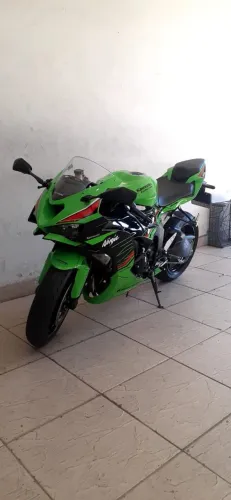 Kawasaki Ninja ZX-6R 2025