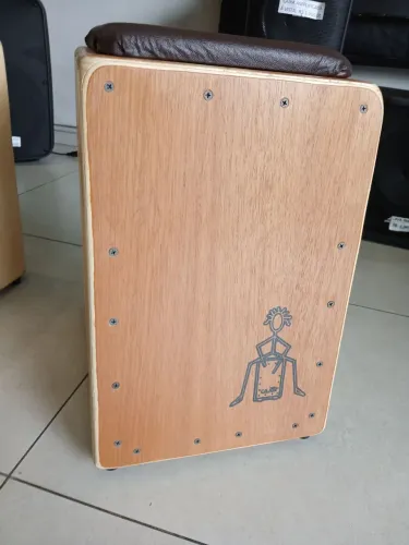 Cajon artesanal eletrico novo