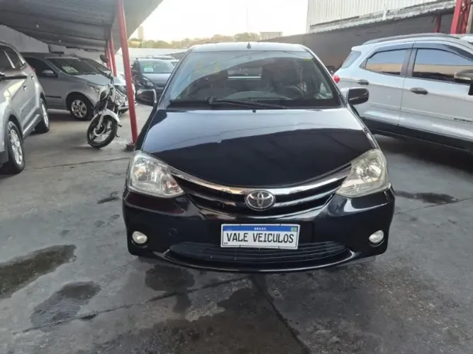Toyota Etios XLS 1.5 Flex 16V 5P Mec. 2013