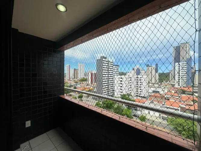 SIMONE VENDE APTO COM PROJETADOS | ANDAR ALTO | VISTA LIVRE COM VARANDA | TIROL