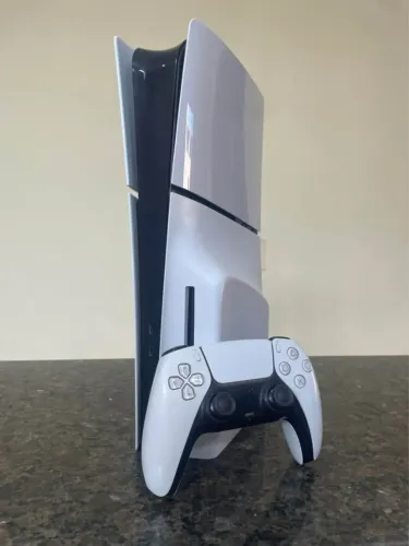 Playstation 5 Slim c/ leitor