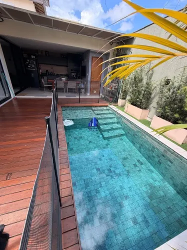 CASA À VENDA EM PIATÃ, CONDOMÍNIO SOLARIS R$ 2.400.000,00 DECORADA, ENERGIA SOLAR, 4 SUÍTE