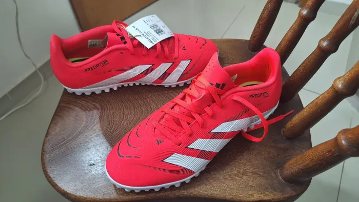 Chuteira Adidas Predador Club - Original. Sem Uso. 