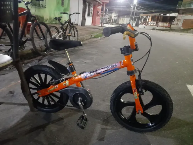 Pra Venda Aro 16 Laranja Adesivada! 