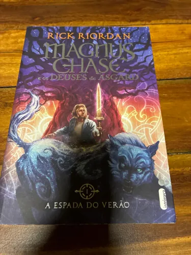 Livro A Espada do Verão