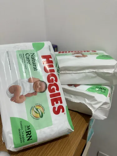 Fralda Huggies Natural Care RN (34 unidades)