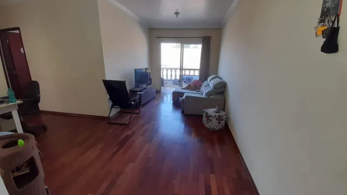 Vende-se apartamento ótima localização 