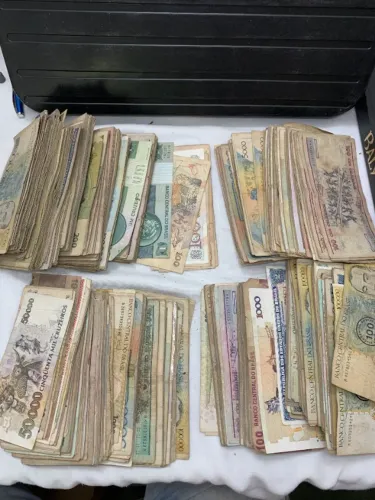 1kg de cédulas brasileiras diversas para colecionador