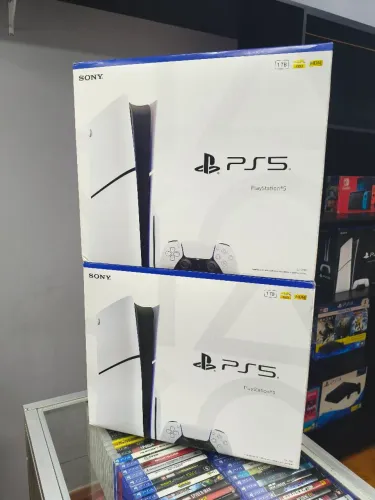 Playstation 5 Slim mídia física 1TB | Novo lacrado
