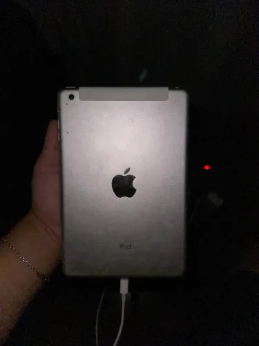 iPad Mini Antigo - quero vender logo