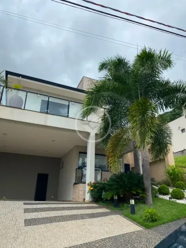 Casa com 3 suites, area de lazer completa para locação no Condominio Portal do Jequitiba/