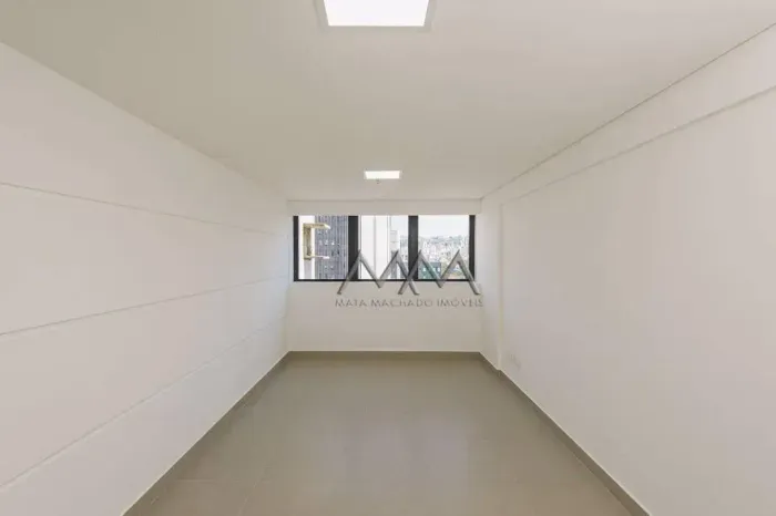 Sala á Venda no Lourdes