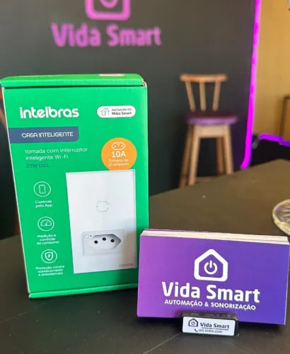 Tomada com Interruptor Inteligente ETW 1011 Intelbras Branco