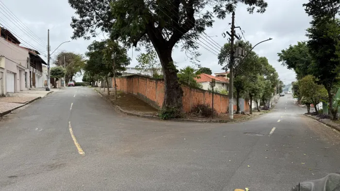 VENDO TERRENO BAIRRO JARDIM EUROPA