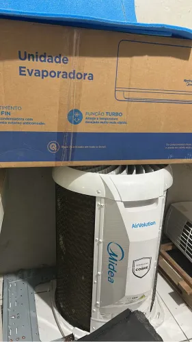 Ar condicionado springer Mideia 30 mil btus novo