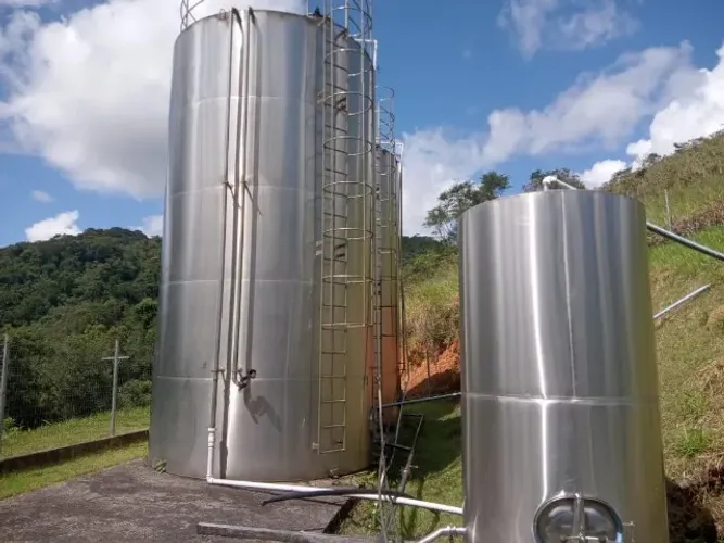 FÁBRICA DE ÁGUA MINERAL NATURAL / DOCUMENTAÇÃO OK/ LAVRA/ COM FAZENDA DE 69ha