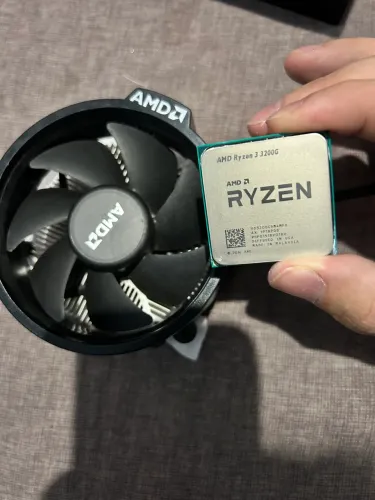 Ryzen 3 3200G Com Cooler Original AMD AM4 Funcionando 100%