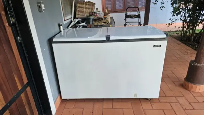Freezer Horizontal Esmaltec ECH500 437 Litros 220V - 2 Tampas