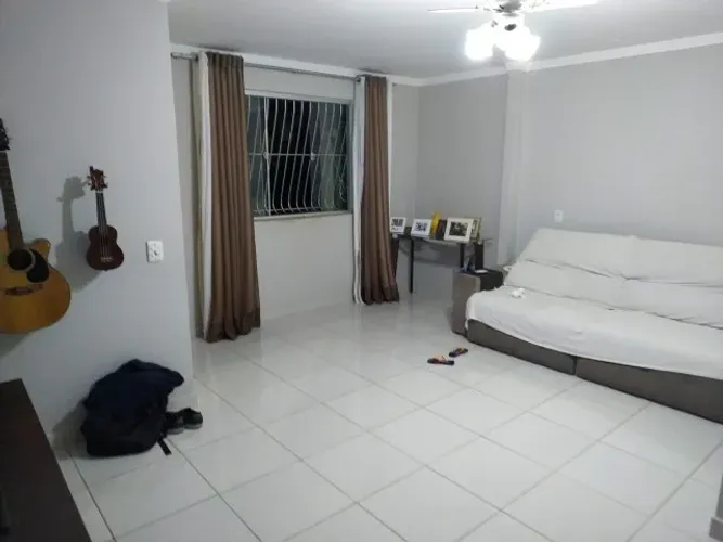 Casa de 2 andares em Carapina Grande