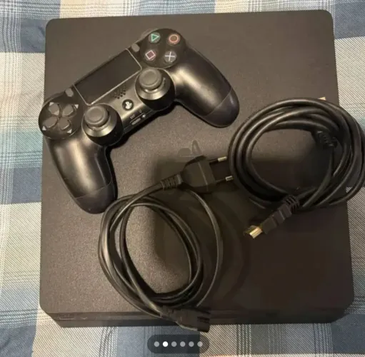 PS4 SLIM 1TB
