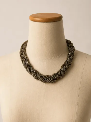 Colar Trançado Metálico Grafite | Elegante e Sofisticado