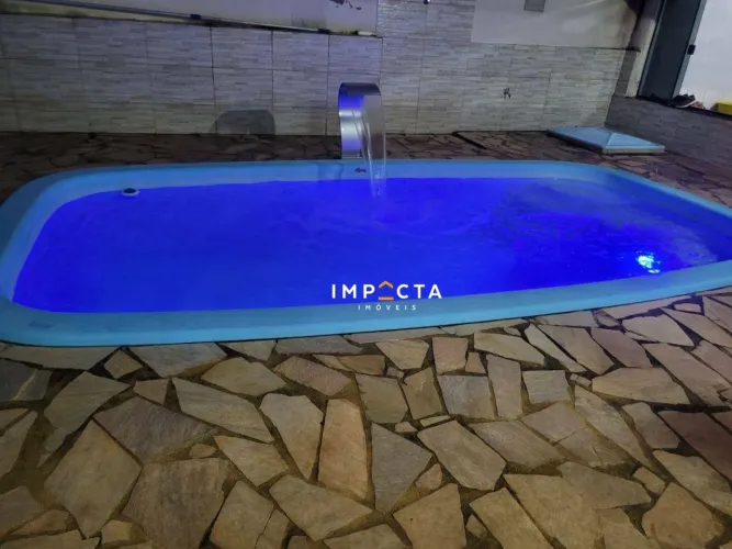 Chácara com 4 dormitórios à venda, 600 m² por R$ 550.000,00 - Área Rural de Pouso Alegre -